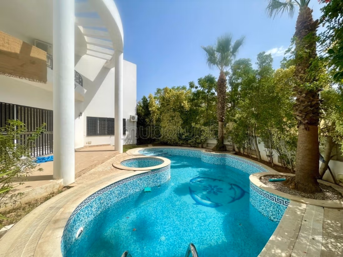 Spacieuse villa s plus 6 au lac 2